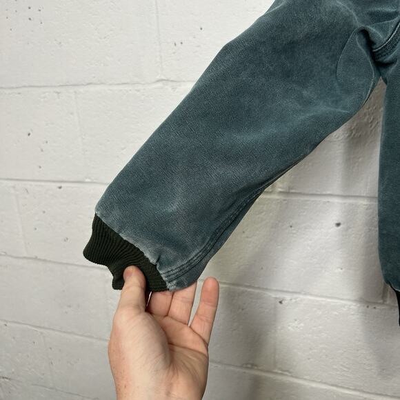 Vintage Carhartt Hooded Active Jacket “Hunter Green” JQ643 - Picture 7 of 10